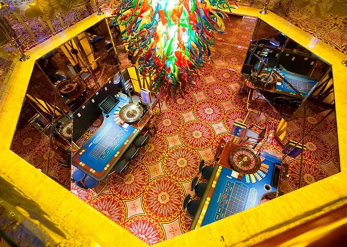 Casino&hotel Royal Hotel 3*